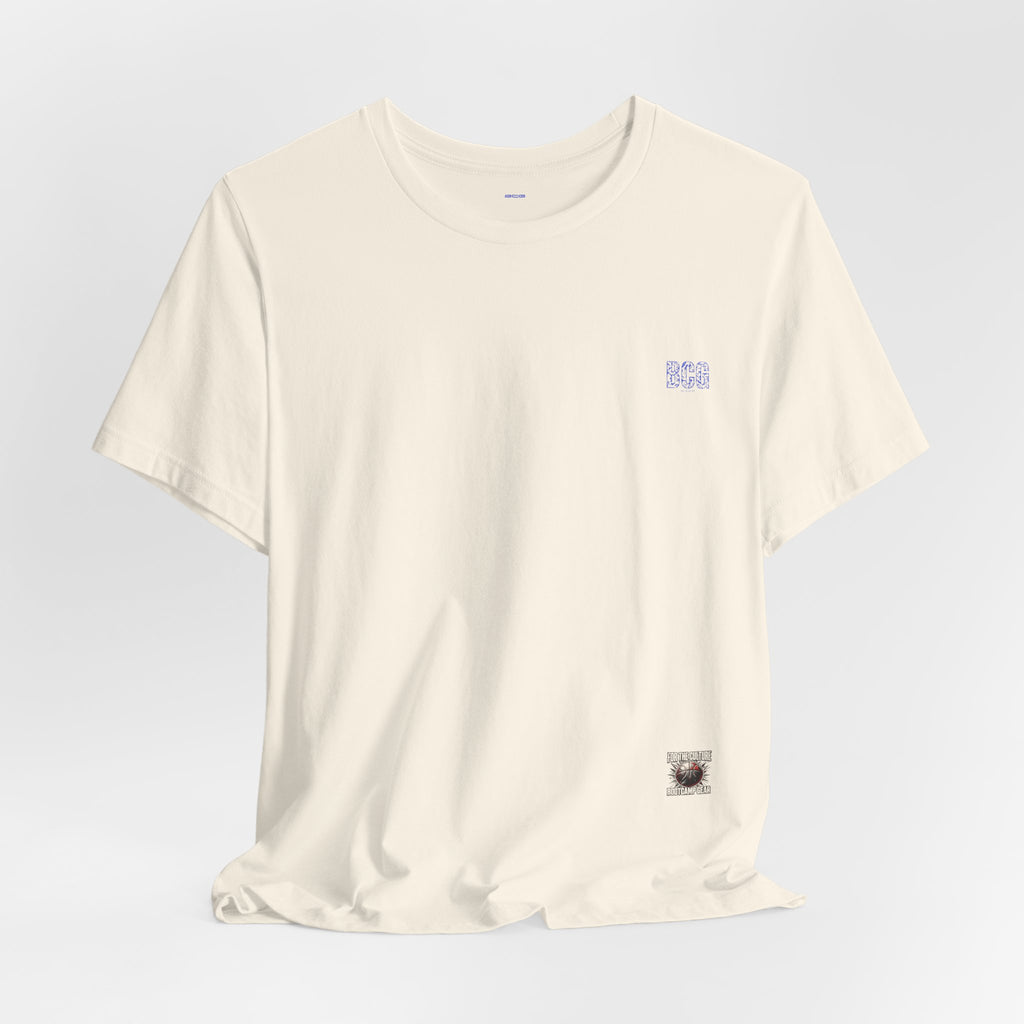 Minimalist White Tee with Tiny Chest Logo – Classic Casual Short Sleeve Shirt