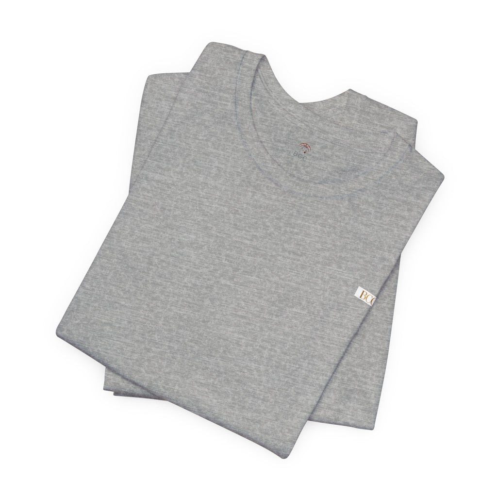 Minimalist White Tee with Tiny Chest Logo – Classic Casual Short Sleeve Shirt