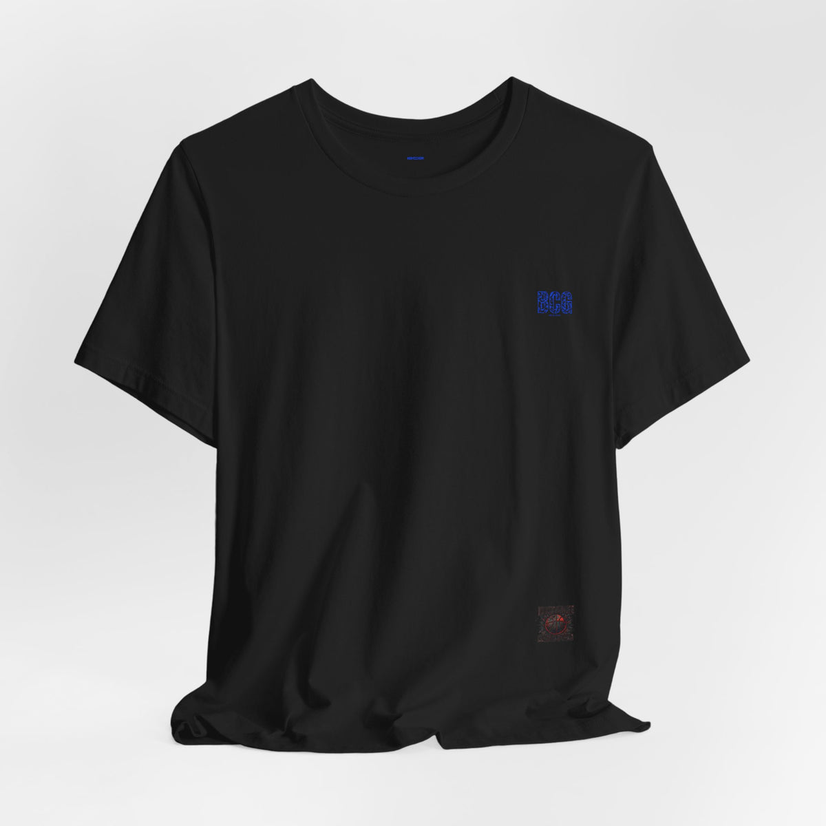 Minimalist White Tee with Tiny Chest Logo – Classic Casual Short Sleeve Shirt