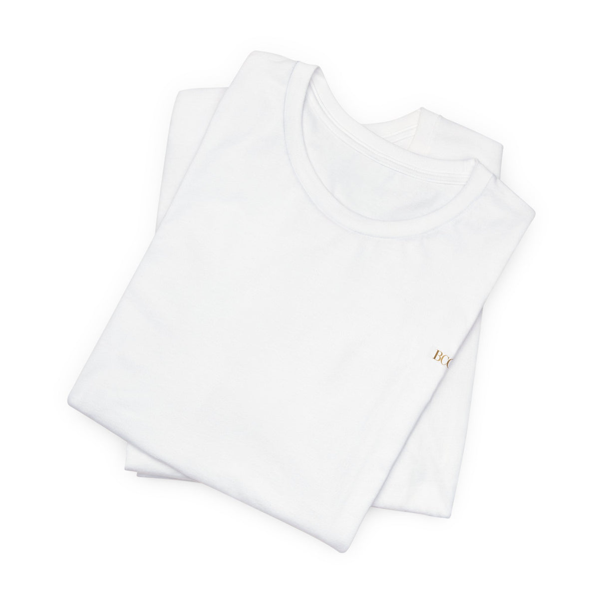 Minimalist White Tee with Tiny Chest Logo – Classic Casual Short Sleeve Shirt