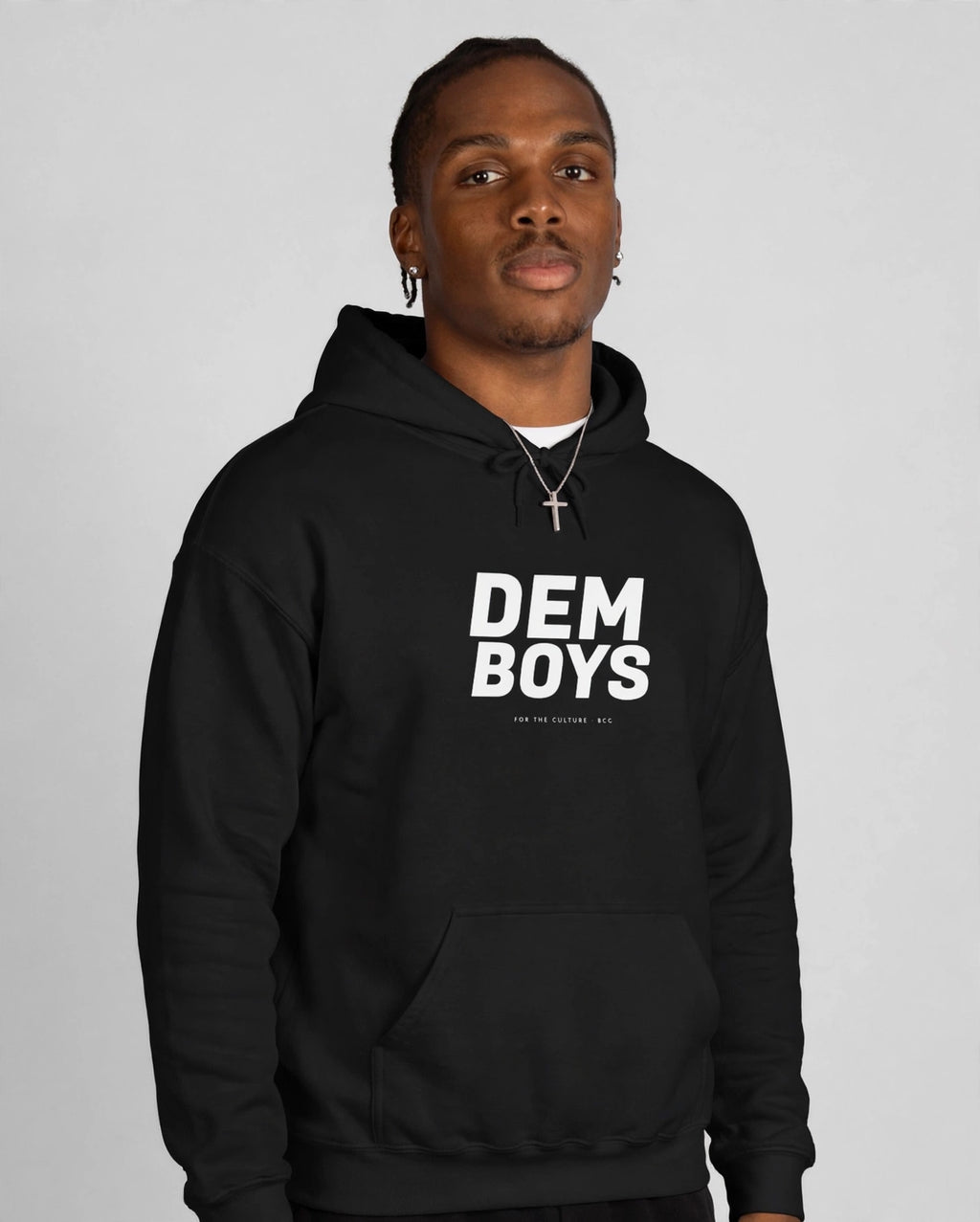 Patrick wearing the DEM BOYS Hoodie – Fugaz (Black), front view